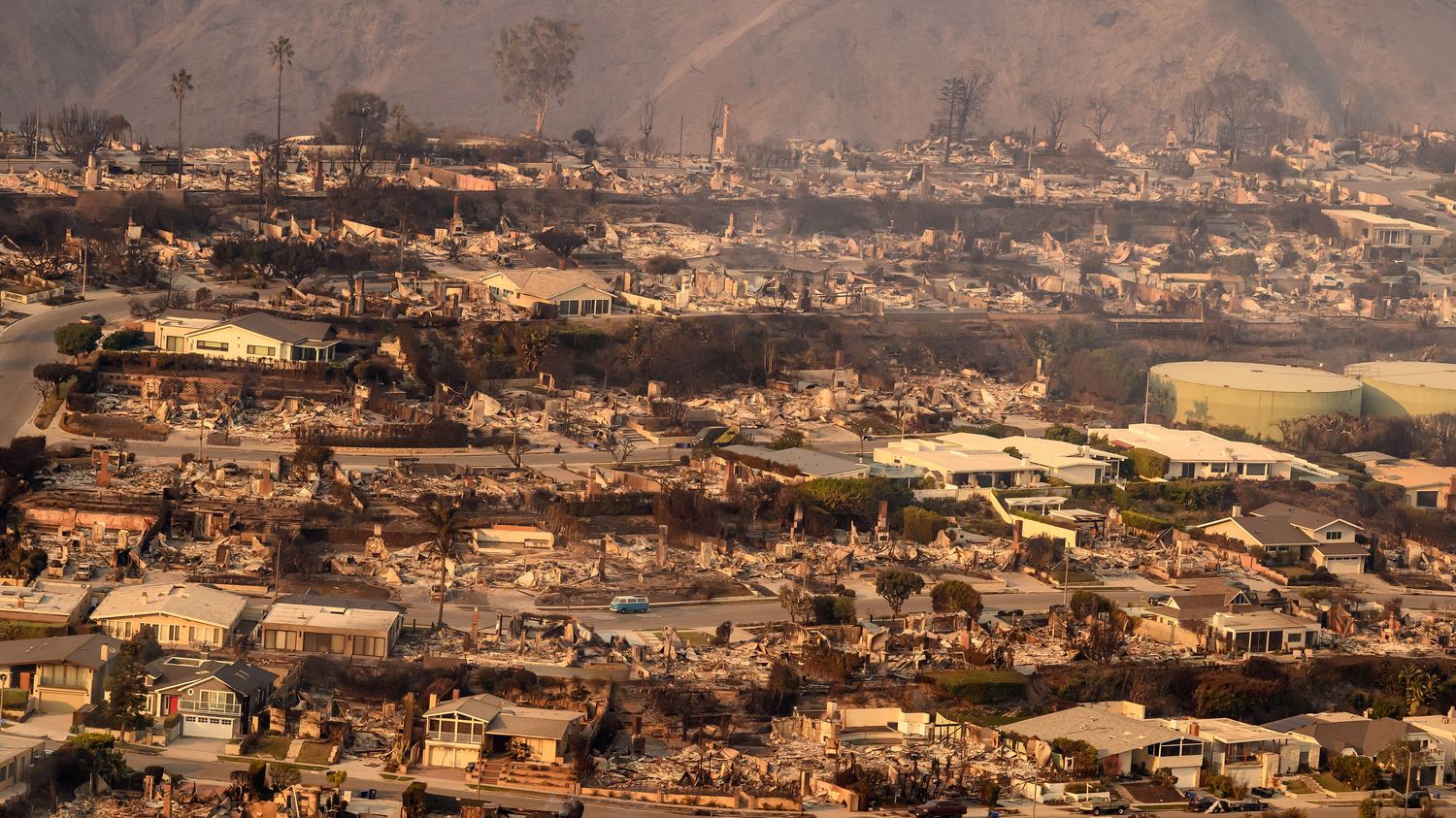 Incendies à Los Angeles : trop difficile à assurer face à la crise climatique, la Californie va-t-elle devenir invivable ?