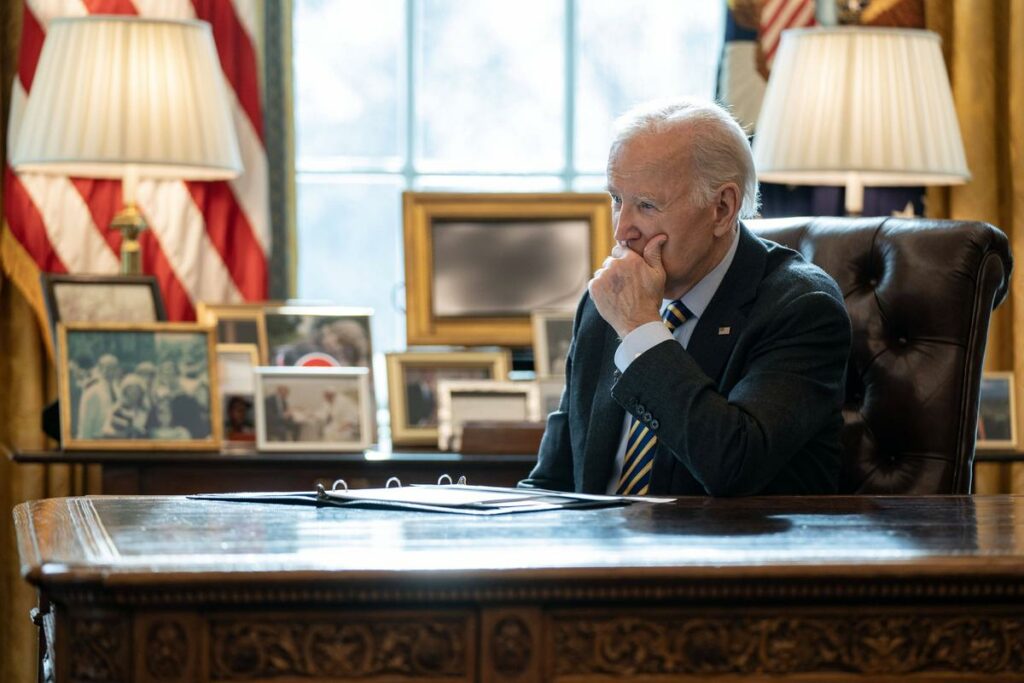 Avant l’investiture de Trump, Biden autorise près d’un million de migrants à rester 18 mois de plus