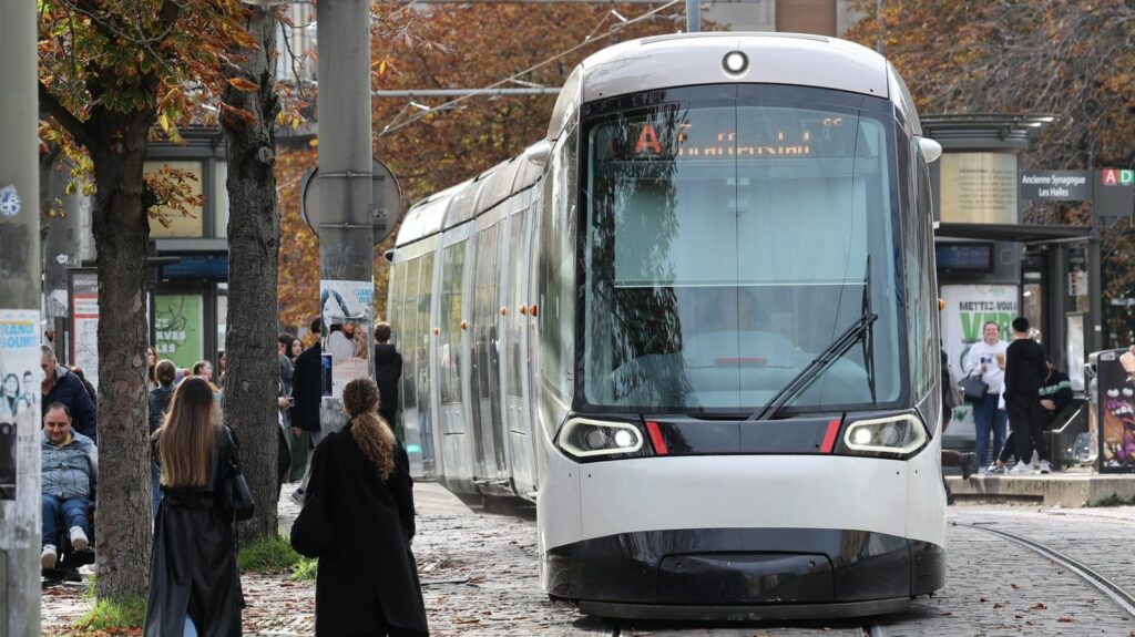 Une collision entre deux tramways à Strasbourg fait au moins "20 blessés en urgence relative", annonce la préfecture du Bas-Rhin