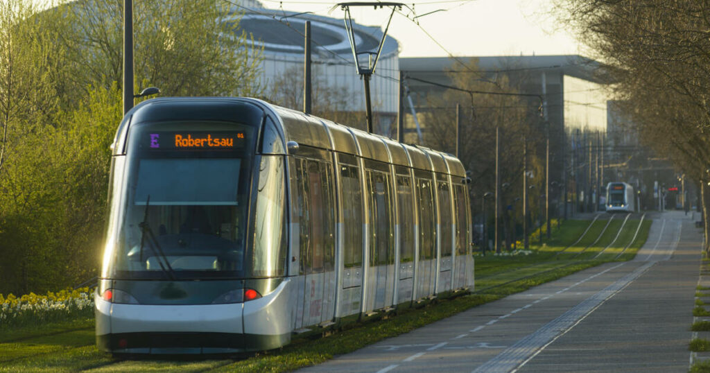 Strasbourg : deux tramways entrent en collision, plusieurs dizaines de blessés dans l’accident