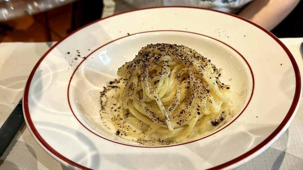 Des chercheurs révèlent pourquoi il est si difficile de réussir les pâtes "cacio e pepe" (et donnent leur recette inratable)