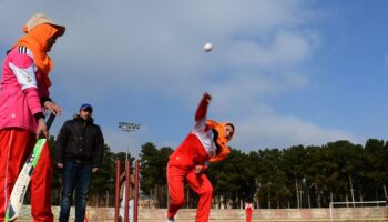 Des Afghanes misaient sur le cricket pour s’émanciper, les talibans les ont poussées à l’exil