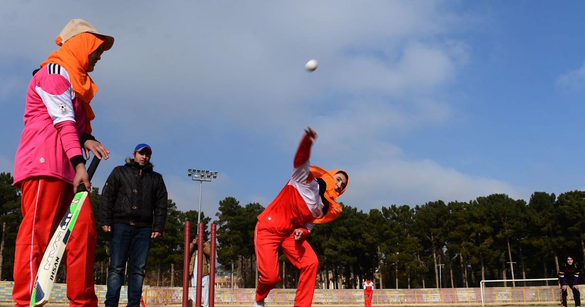 Des Afghanes misaient sur le cricket pour s’émanciper, les talibans les ont poussées à l’exil