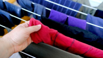 Cette astuce de grand-mère fait sécher le linge en un temps record l'hiver, surtout quand il fait froid