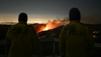 Les incendies de Los Angeles continuent de prendre de l’ampleur, le bilan grimpe à 16 morts