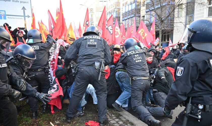 Luxemburg-Liebknecht-Gedenken: Mehr als 20 Festnahmen bei Ausschreitungen in Berlin