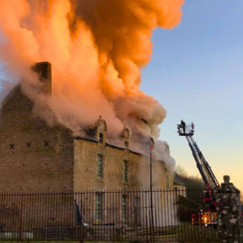 En Bretagne, un incendie ravage ce manoir classé aux monuments historiques, tout juste restauré