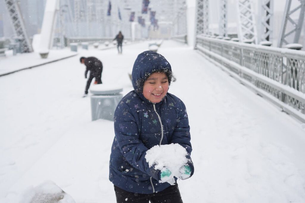 PHOTO COLLECTION: Winter Blasts Weather