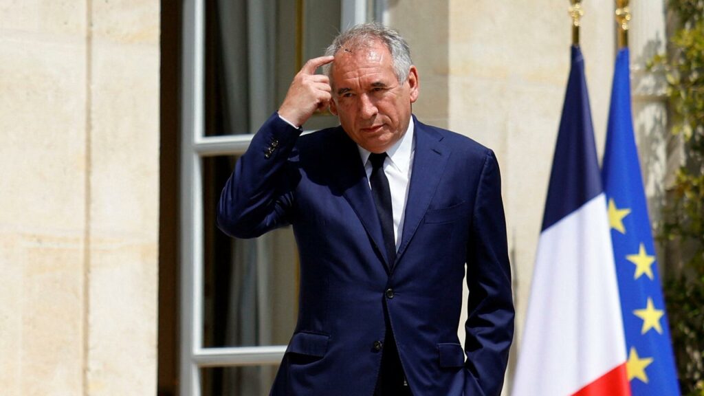 François Bayrou ne résistera pas une motion de censure pour 6 Français sur 10 - EXCLUSIF