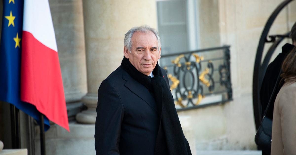 Comment le PS pourrait sauver le soldat Bayrou