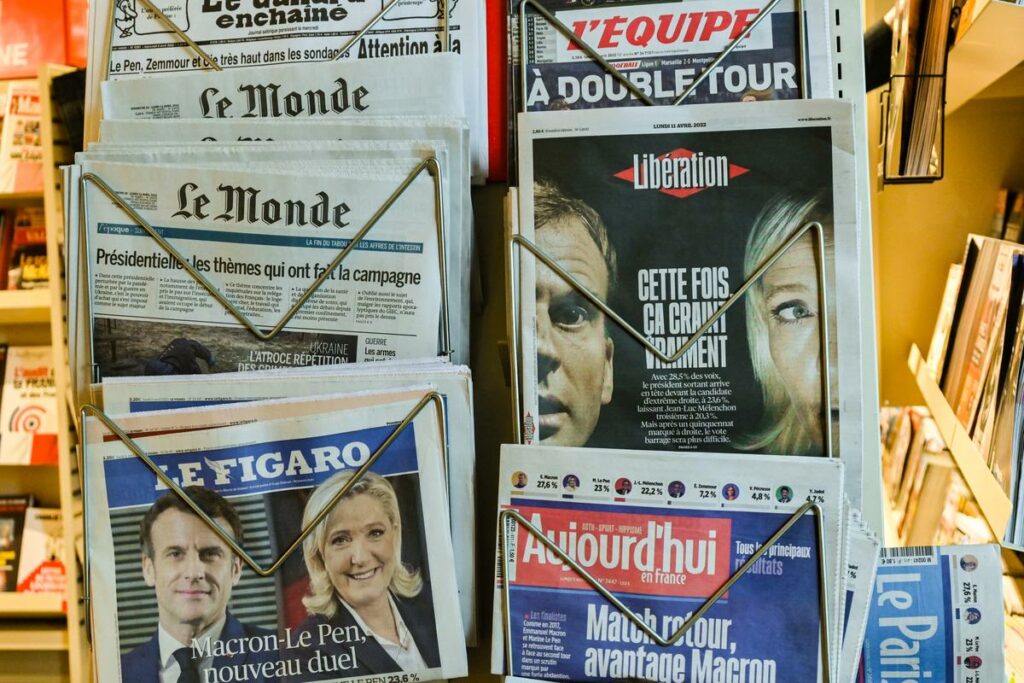 Des organisations demandent au gouvernement de légiférer pour renforcer le secret des sources des journalistes