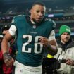 Eagles' Saquon Barkley torments NFL bettors as he opts for slide instead of late TD