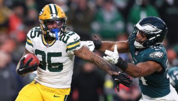 Packers' Keisean Nixon disputes early fumble in wild-card round game, argues Eagles should have been penalized