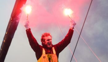 Charlie Dalin, vainqueur “ahurissant” du Vendée Globe