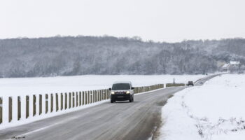 Météo : grand froid, neige-verglas... 25 départements en alerte, les prévisions détaillées