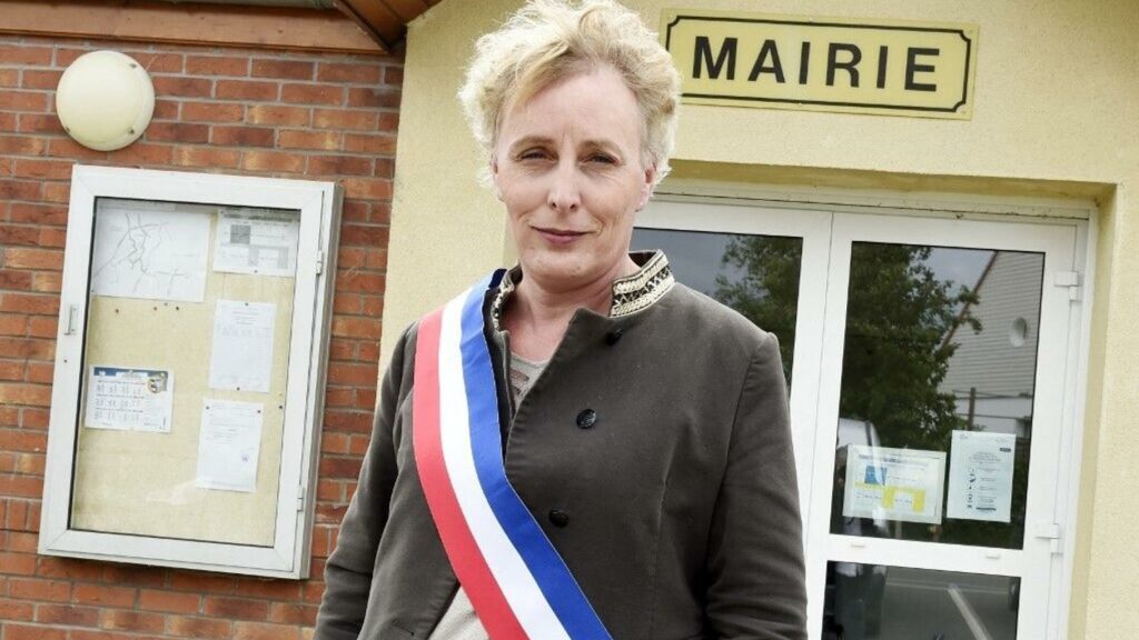 Marie Cau, première maire transgenre élue en France dans le Nord, démissionne