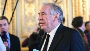 Budget : François Bayrou « prêt à renoncer » à la suppression de 4 000 postes dans l’Education nationale