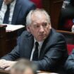 Budget 2025 : François Bayrou se dit "prêt à renoncer" à la suppression de 4 000 postes dans l'Education nationale