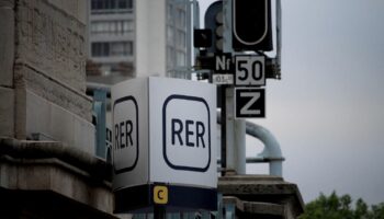 Le trafic du RER C interrompu sur plusieurs portions jusqu'à la fin du service en Île-de-France, en raison d'une panne