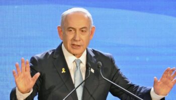 Le Premier ministre israélien Benjamin Netanyahou prononce un discours au cimetière militaire du Mont Herzl, à Jérusalem, le 4 août 2024.