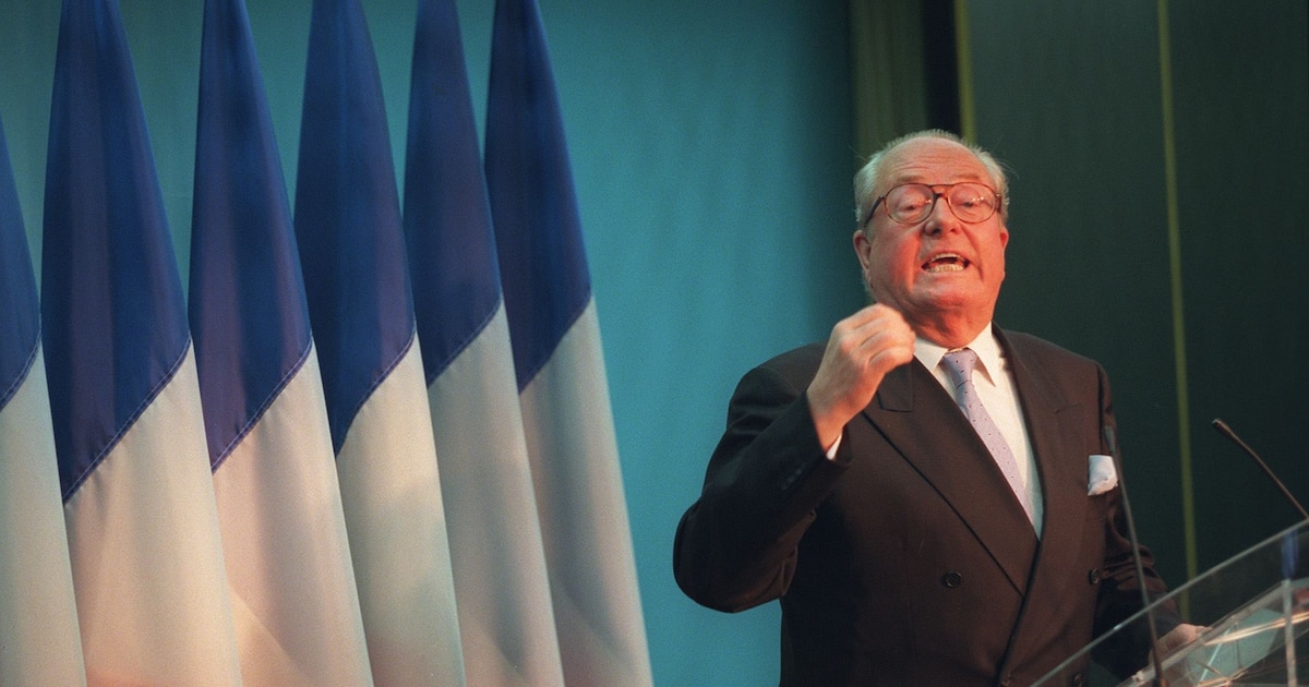 "Jean-Marie Le Pen s'est éteint, mais ses idées haineuses et nauséabondes, quant à elles, restent malheureusement bien vivantes", estime l'un de nos lecteurs.