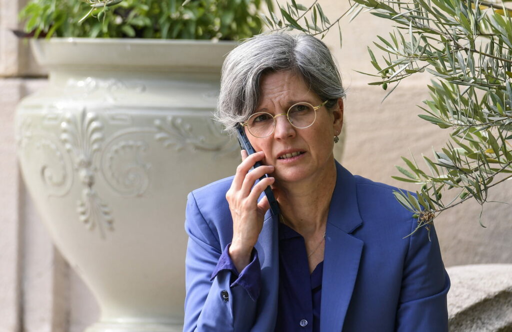 Législatives 2022 : la députée Sandrine Rousseau entendue comme suspecte dans une enquête