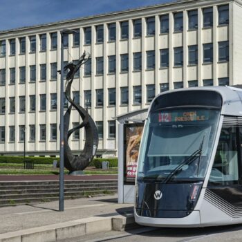 Agression dans le tramway de Caen : deux adolescents de 14 ans interpellés, le caractère homophobe n'est pas établi