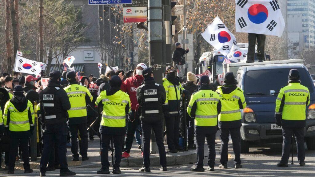 Supporters of impeached Yoon Suk Yeol stage a rally outside the Seoul Western District Court. Pic: AP Photo/Ahn Young-joon