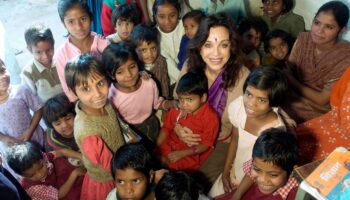 Albina du Boisrouvay en Inde avec l'association FXB, Bhojpura Camp, Jaipur le 23 décembre 2003