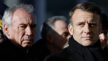 "S'il n'y avait pas eu de 49.3, on n'en serait pas là" : comment la réforme des retraites continue d'empoisonner le second mandat d'Emmanuel Macron