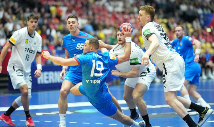 Handball-WM: Deutsche Handballer gewinnen letztes Vorrundenspiel gegen Tschechien