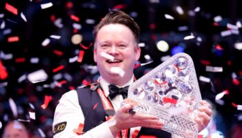 Shaun Murphy holds off Kyren Wilson fightback to win second Masters title