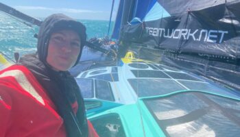 INTERVIEW. "J'espère juste que le bateau tienne encore jusqu'aux Sables-d'Olonne" : vers un record de vitesse pour Justine Mettraux sur le Vendée Globe