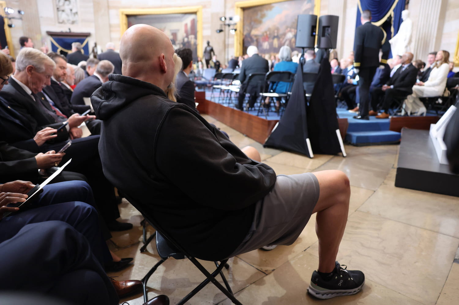 Un sénateur arrive en short à l'investiture de Donald Trump, la drôle d'image de la cérémonie