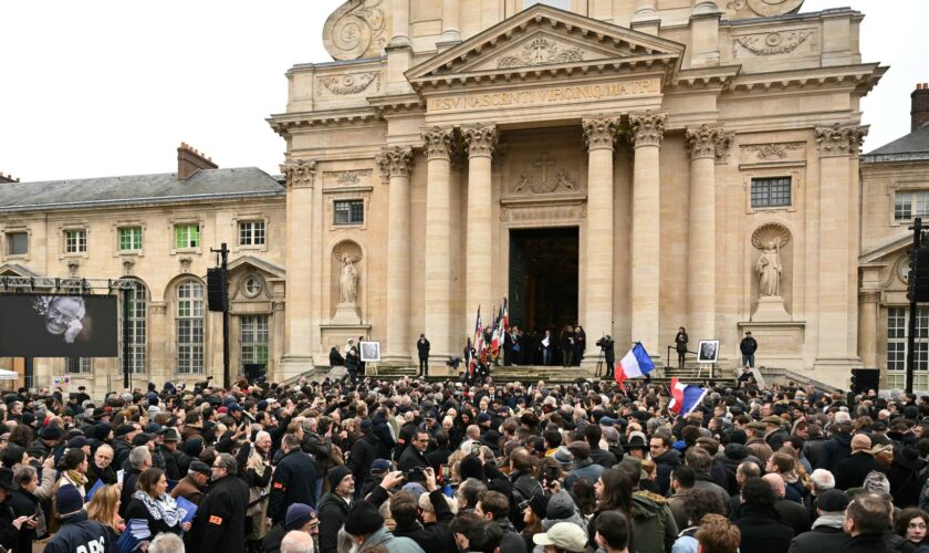 Ivanne Trippenbach, journaliste du Monde, porte plainte pour cyber-harcèlement après les obsèques de Le Pen