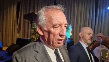 "Je serai là toutes les semaines", assure François Bayrou, en marge de ses vœux à Pau