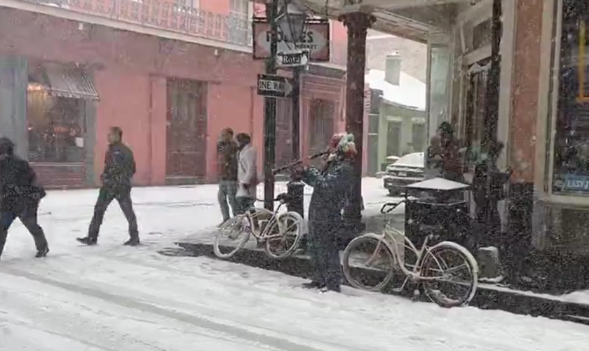 États-Unis : la Nouvelle-Orléans, frappée par une rare tempête de neige, est méconnaissable