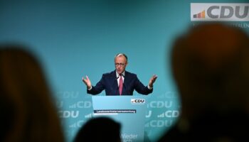 Le chef de l'Union chrétienne-démocrate (CDU) Friedrich Merz lors d'une conférence de son parti à Essen dans l'ouest de l'Allemagne, le 14 décembre 2024