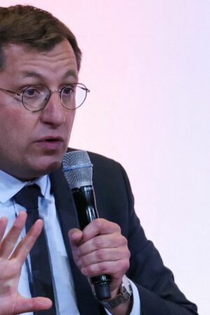 Communes sans assurance : la méthode des assureurs est "très brutale", regrette le maire de Vesoul, vice-président de l'AMF