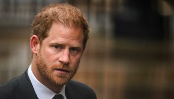 Le prince Harry et le propriétaire de « The Sun » concluent un accord financier de dernière minute