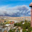 Un nouvel incendie fait rage au nord de Los Angeles, des ordres d'évacuation émis