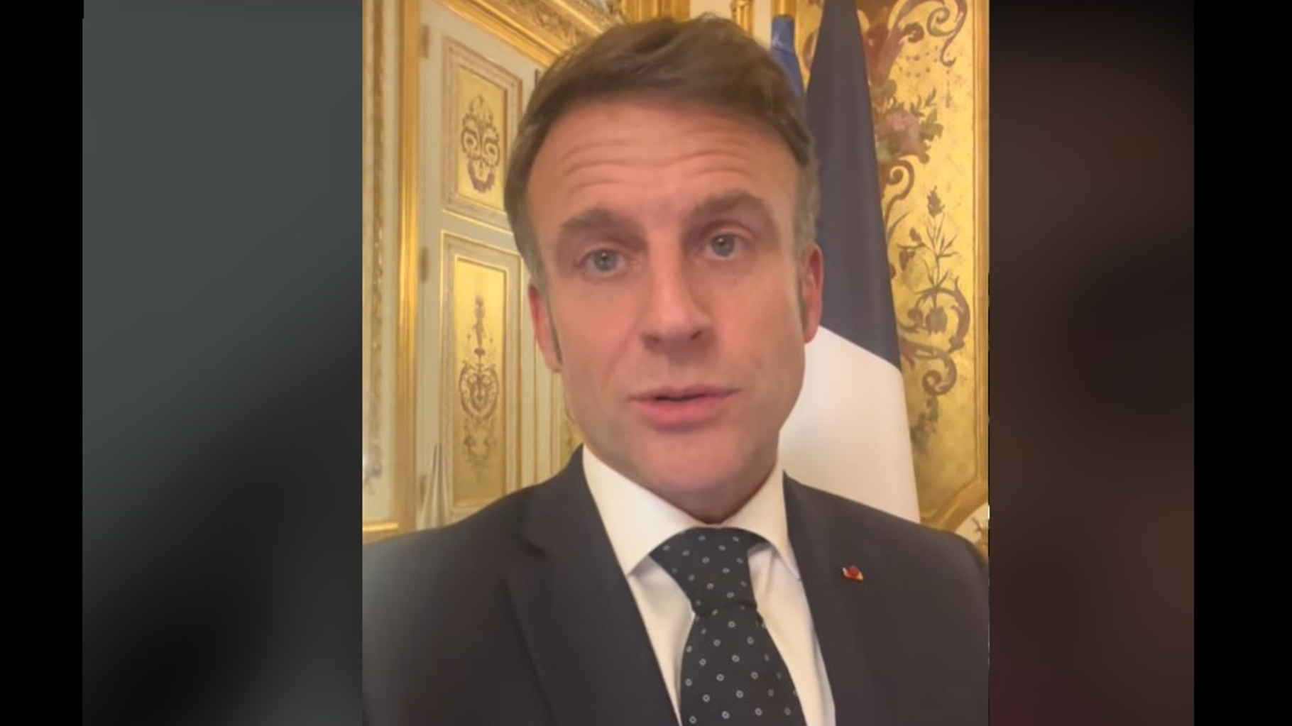 Une amende pour avoir payé le péage avec le téléphone ? Emmanuel Macron promet de « régler ça »