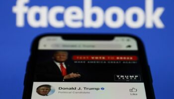 Pourquoi Donald Trump ou J.D. Vance sont impossibles à unfollow sur Facebook et Instagram