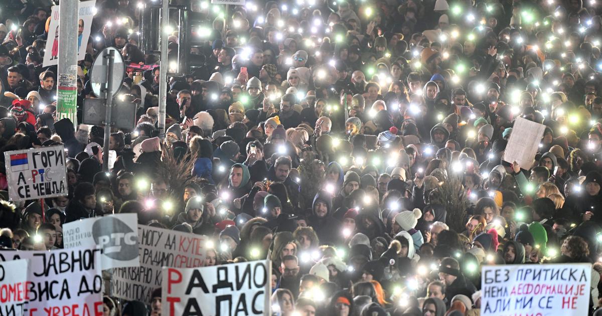 En Serbie, les étudiants, toujours mobilisés, appellent à la grève générale