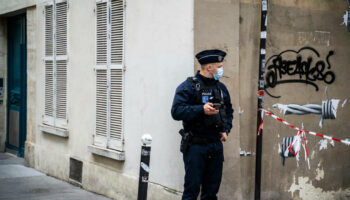 Attaque au hachoir visant «Charlie Hebdo» : l’assaillant condamné à 30 ans de prison