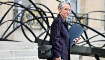 Education à la vie affective et sexuelle : Elisabeth Borne défend un programme « indispensable »