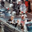 Donald Trump déclassifie les documents sur l’assassinat JFK, le petit-fils du démocrate désapprouve