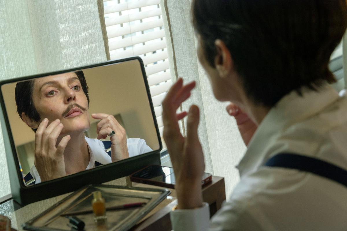 Dans « Marcello mio », Chiara Mastroianni rend un fabuleux hommage à son père