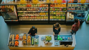 Si vous avez ce comportement pourtant anodin au supermarché, une alerte sera envoyée aux gérants