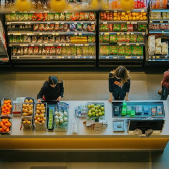 Si vous avez ce comportement pourtant anodin au supermarché, une alerte sera envoyée aux gérants